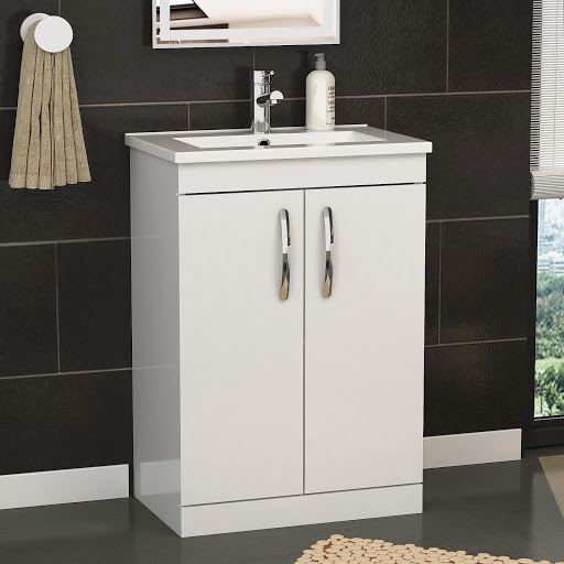 Cloakroom suite 600mm Floor Standing Vanity Unit Gloss White 2 Door With Cesar Toilet and Slim Soft Close Seat