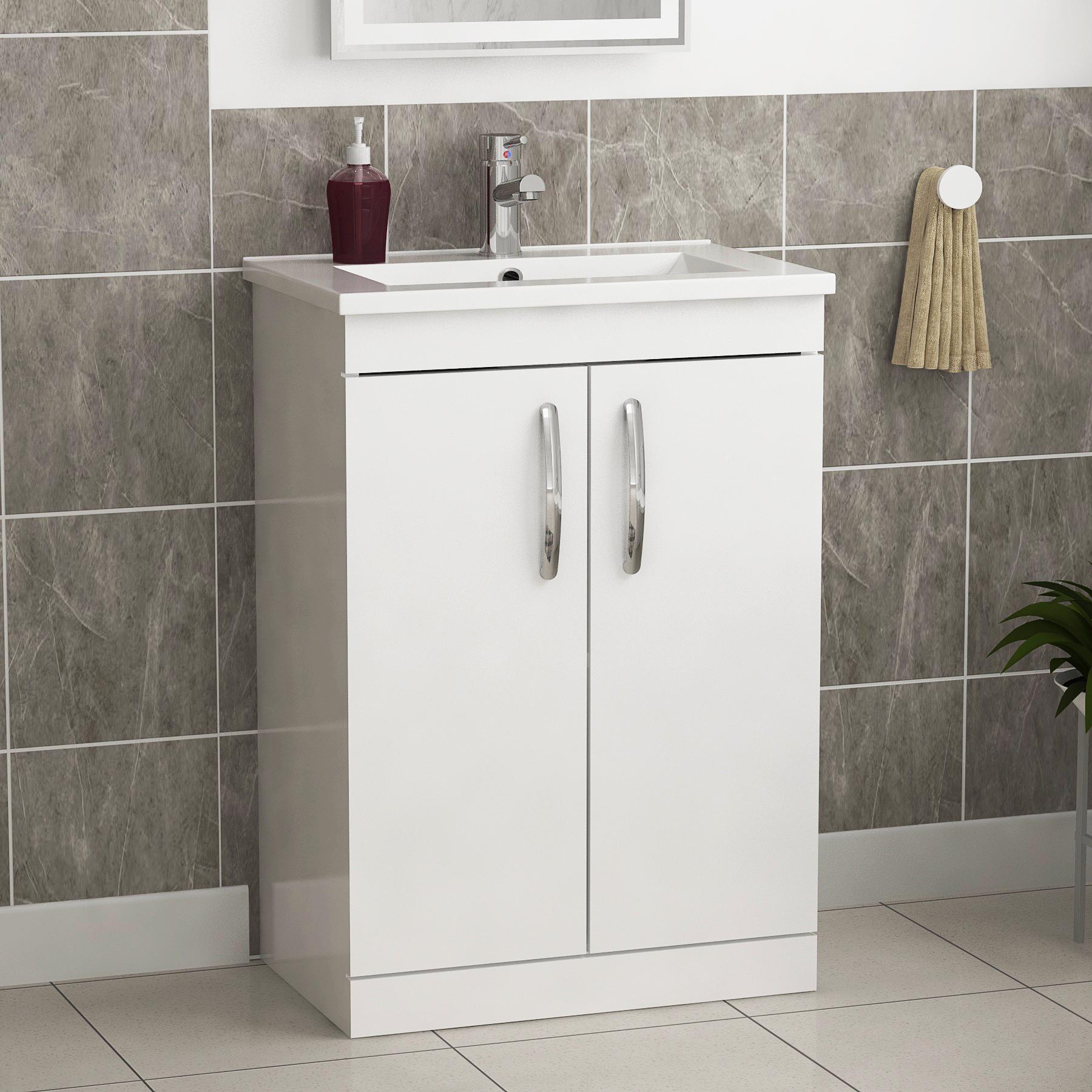 1700 X 700mm Breeze Curved Single Ended Bath + Rimless Close Coupled Toilet & White Floor Standing Vanity Unit