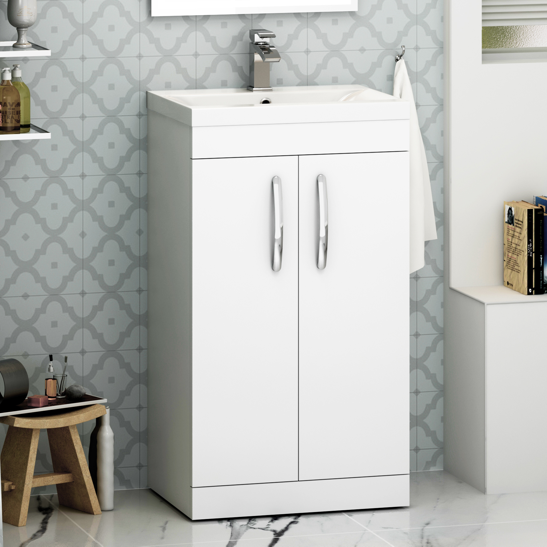 Turin 500mm Gloss White 2-Door Vanity Unit with Cube Close Coupled Toilet