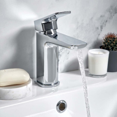Modern Chrome Muro Basin Mono Mixer Sleek Design Tap for Bathroom Sink Faucets