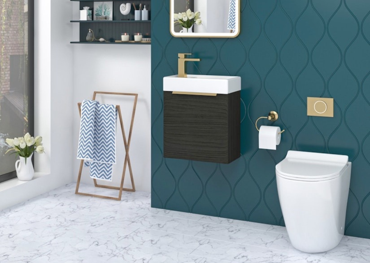 How to make your cloakroom roomier?