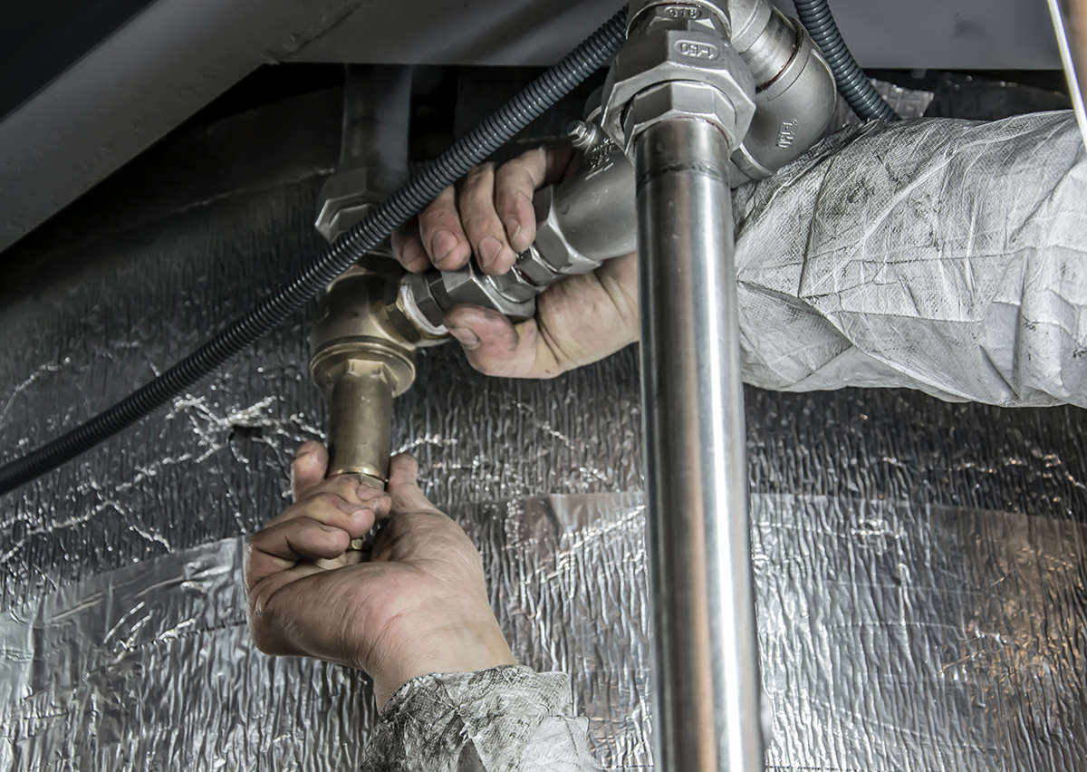 Fix It Yourself: A Comprehensive Guide to Basic Bathroom Repairs