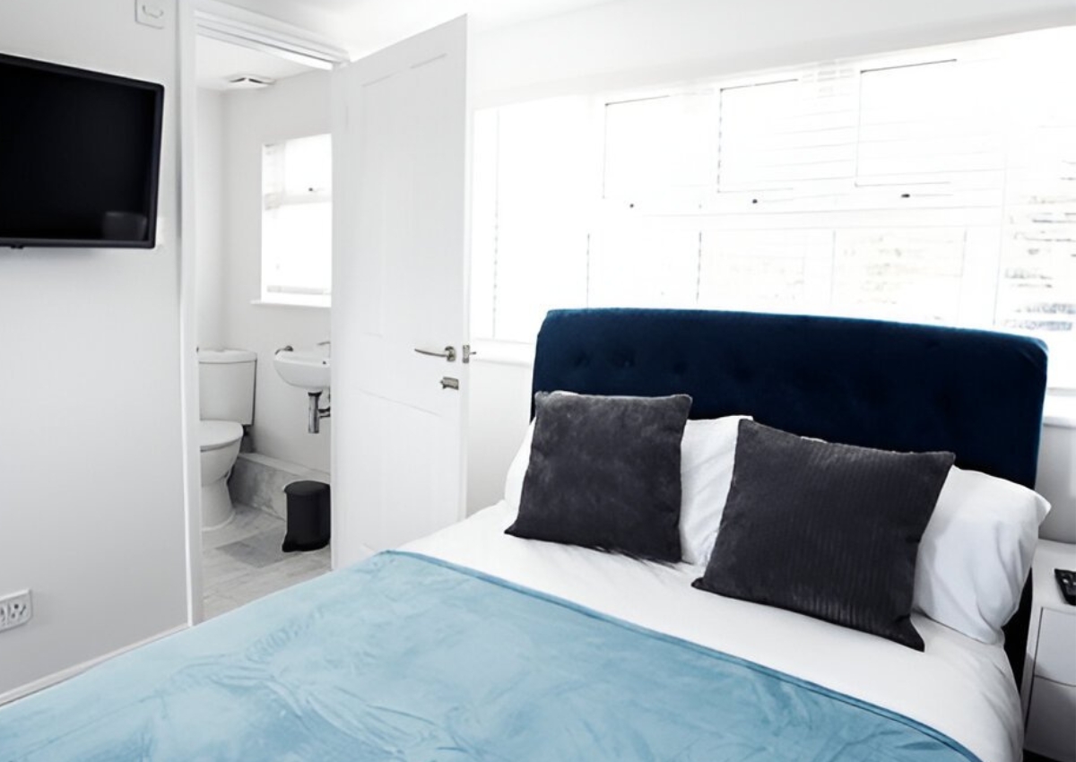 ensuite bathroom