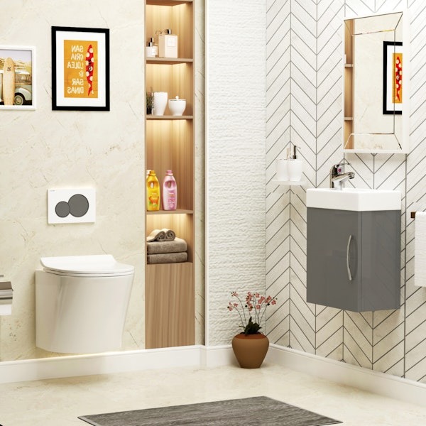 https://images.royalbathrooms.co.uk/wysiwyg/wall-hung-toilet-scene-cwh083-mo.jpg